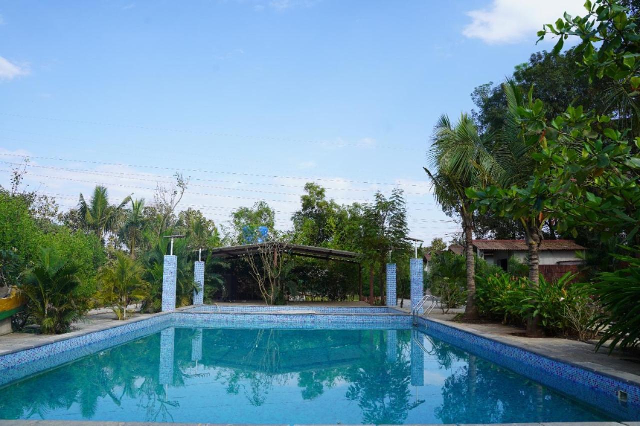 Vita Farms Titwala Exterior foto